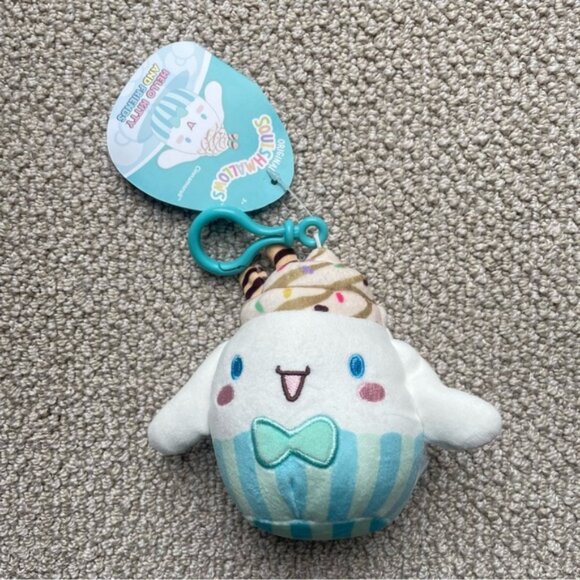NWT Sanrio Hello Kitty CINNAMOROLL Ice Cream Plush Clip Keychain 3.5” RARE NEW - Picture 1 of 4